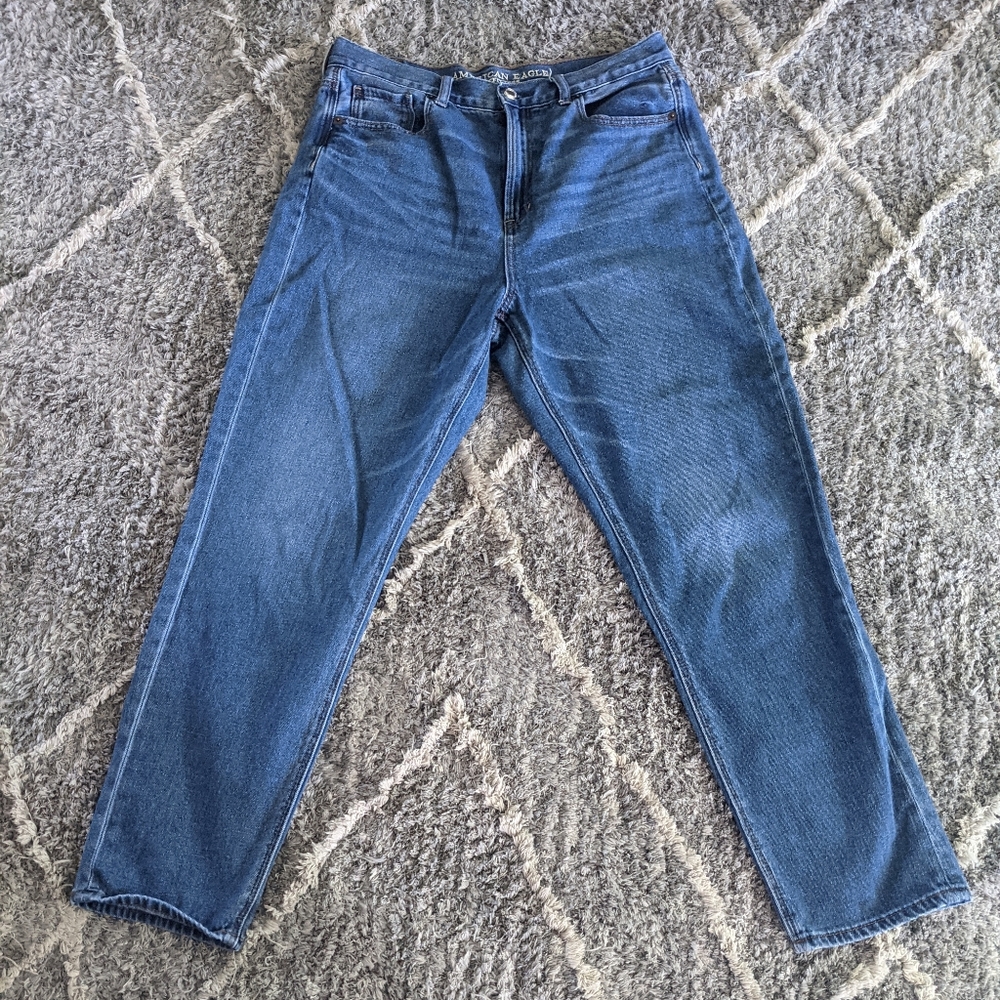 American Eagle Mom Jeans